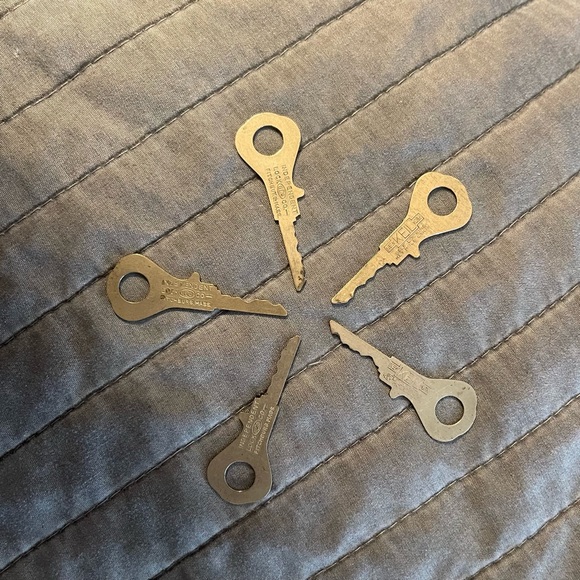 Five Keys For Antique Self Locking Keyhole Lock & Peephole Block, Keys Only - Picture 2 of 6